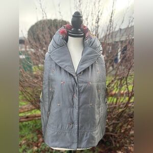 European Silk Embroidered Vest – NWT Sz Lg